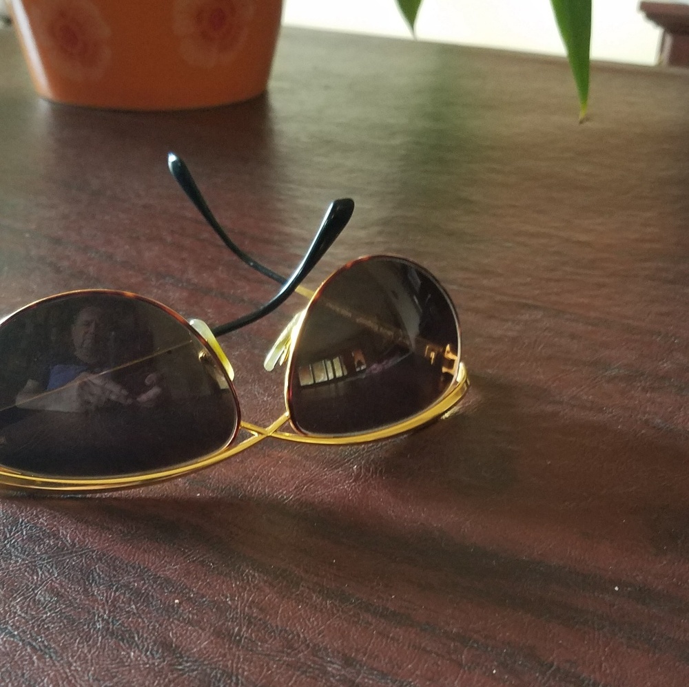 Ladies sunglasses  by Laura Biagiott